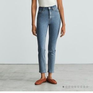 Everlane Women's Skinny Jeans in Light Blue Wash